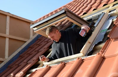 Pose de fenêtres de toit Velux à Flavignerot